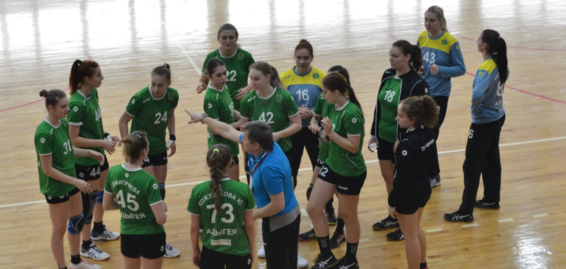 Молодежное первенство. Дубль АГУ-"Адыиф" обыграл соперниц из тольяттинского "Олимпа" в турнире за места с 9-го по 18-е