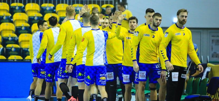 Лига чемпионов. Перенесен матч “Кельце” — “Порту”. Также на следующей неделе не состоится игра “Вардар” — “ПСЖ” 