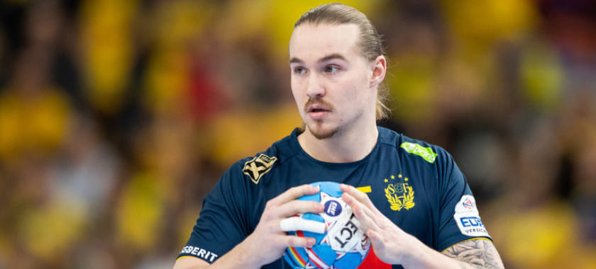 Дания. Шведский левый полусредний "Райн Лёвен" Лукас Нильссон новый сезон начнёт в "Ольборге"