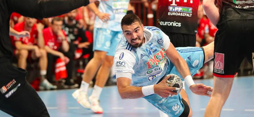 Венгрия. Миклош Рошта-старший после чемпионства "Пика": "Не смотрел матч, потому что были более важные дела. Обязательно передам поздравления Бумбурне"