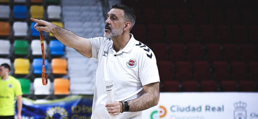 Чемпион мира-2005 испанский специалист Рубен Гарабайя возглавил македонский "Еврофарм Пелистер"