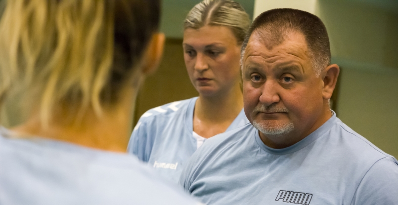 Главный тренер "Галычанки" Василий Козар: "Президент нашего клуба Роман Федышин считает, что "Виборг" можно обыгрывать"