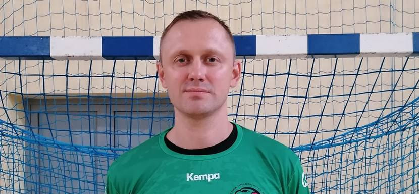 Польша. 40-летний украинец Валентин Кошевой, в прошлом сезоне работавший тренером вратарей, возобновляет игровую карьеру в первой лиге