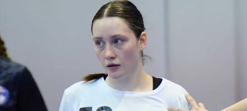 Влада Красильникова из дубля "Университета" — лидер рейтинга снайперов молодёжного первенства. Вторая — Полина Толстокорая