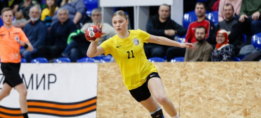 Olimpbet Суперлига. Элина Сивовалова: "Домашняя победа над "Кубанью" в прошлом сезоне — это история ставропольского гандбола"