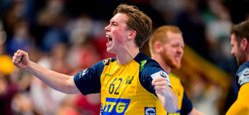 ЧЕ-2022. Вальтер Кринтц о праздновании победы на турнире: "Пропустил самолет утром. Это был замечательный вечер, который мы запомним надолго"