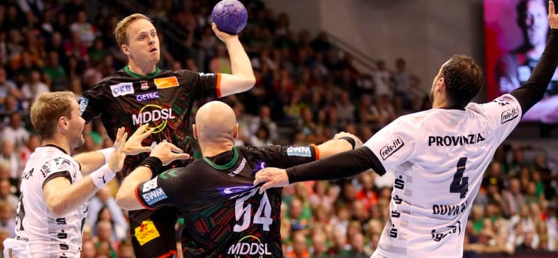 Германия. "Плюс 8" непобедимых команд Киреева и Криштопанса, двуликие "зебры" и снайперские разборки