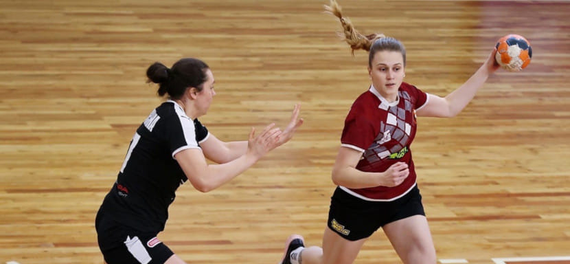 Суперлига Париматч. Правая полусредняя "Луча" Арина Безбабных ждет ребенка и берет паузу в выступлениях