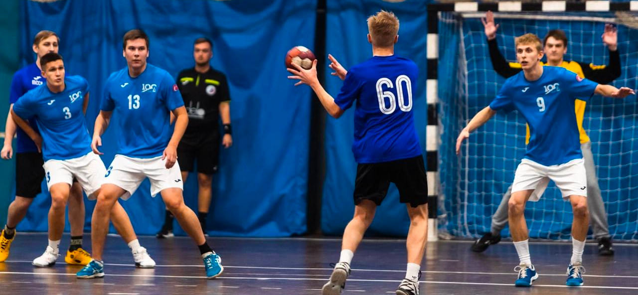 Студенческий турнир в МАИ: "Защита у нас отстаёт, ведь в нападении всегда интереснее…"