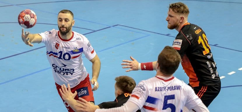 Польша. Украинец Андрей Акименко помог "Азотам" добиться победы над "Заглембе"