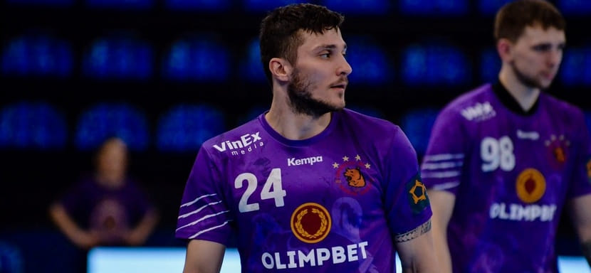 Olimpbet Суперлига. Официально. Правый крайний сборной России Дмитрий Корнев не перейдёт в "Азоты", а останется в составе "Чеховских медведей"