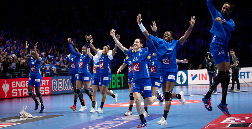 ЧЕ-2018. Оливье Крюмбольц: "У нас получилась игра в защите. Плюс отличный матч выдала Амандин Лейно"