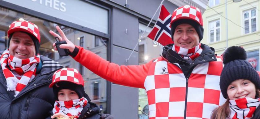 "Нас немного, но мы есть!" Болельщики сборной Хорватии, прибывшие в день финального матча в Осло, обещают обеспечить поддержку своей команде