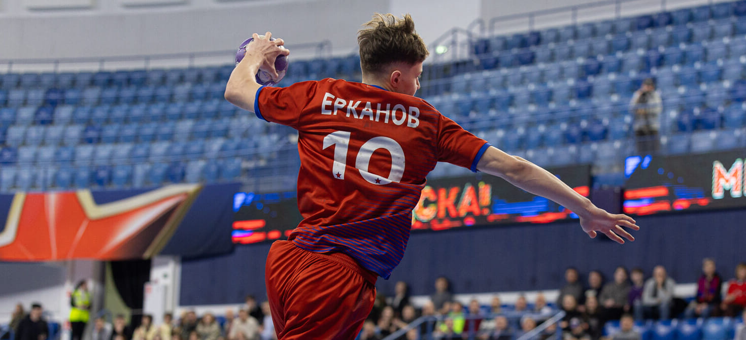 ЦСКА нашёл козырь в линии, мастерству Пасенова позавидовали бы и на зимней Олимпиаде. Итоги дня