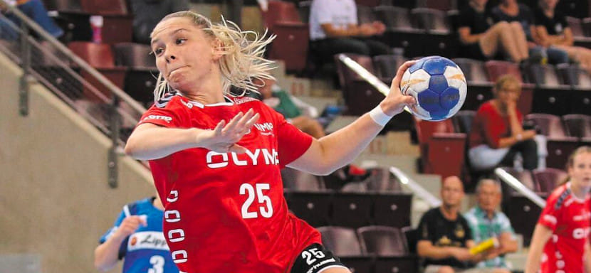 Женская бундеслига. Бронзовый призер ЧМ-2021 Трине Эстергорд и игрок сборной Германии Енни Беренд продлили контракты с "Битигхаймом"