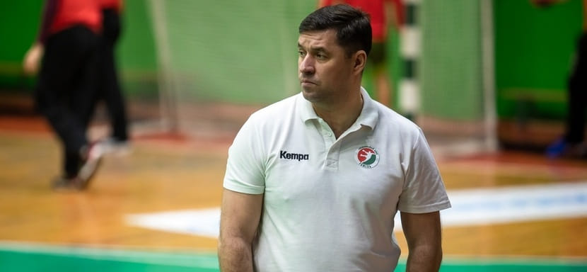 Беларусь. Андрей Мочалов: "В игре с "Машекой" никто не хотел уступать, жёсткий гандбол со стороны обеих команд"