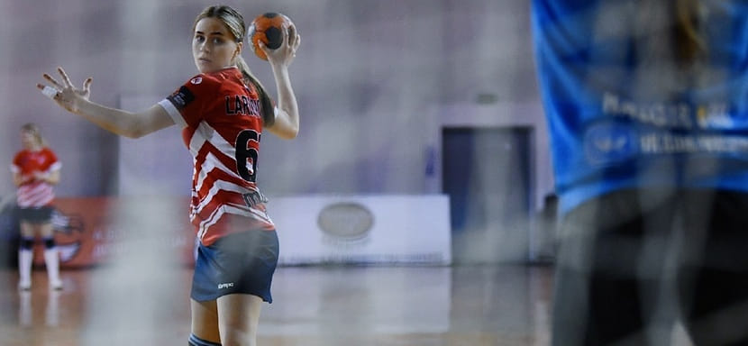 Olimpbet Суперлига. Полусредняя из системы звенигородской "Звезды" Элеонора Кузнецова стала игроком "Балтийской Зари"