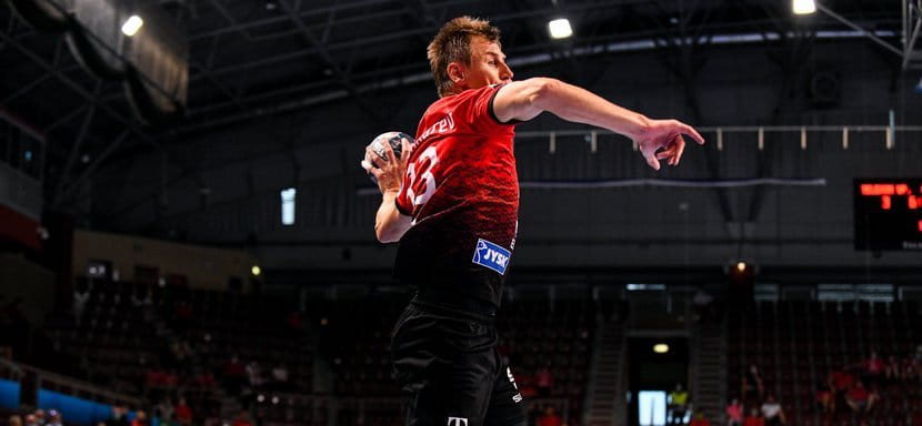 Лига чемпионов. Российский правый крайний Даниил Шишкарев не попал в заявку "Веспрема" на четвертьфинальный матч с "Нантом"