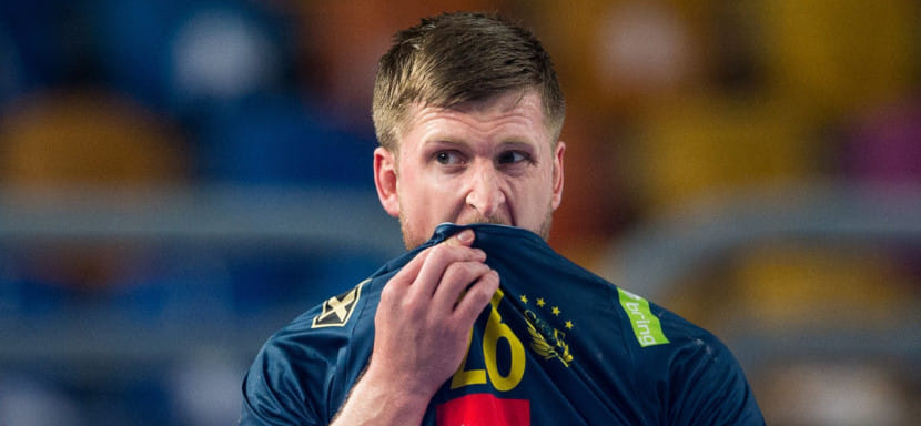 Олимпиада. Правый полусредний сборной Швеции Линус Перссон пропустит Игры в Токио из-за операции на бросковой левой руке