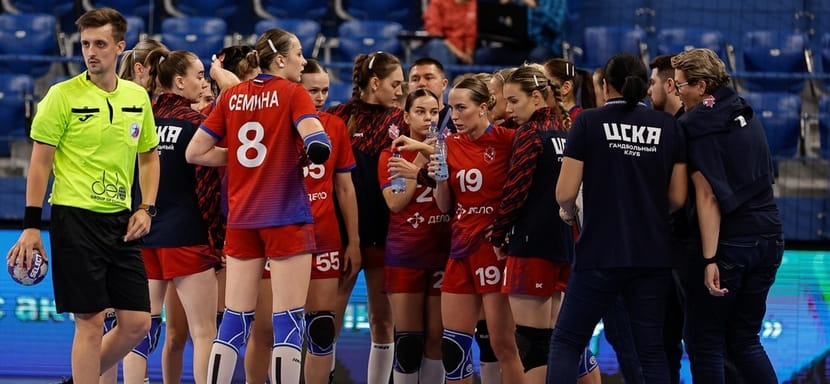 ЦСКА в гостях у "Лады", "Динамо-Синара" принимает "Звезду" и ещё один матч четверга в женском чемпионате России
