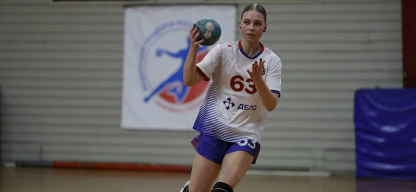 В молодёжном первенстве России у девушек фавориты выиграли воскресные матчи