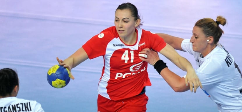 Польша. Малгожата Стасяк будет работать физиотерапевтом в "Погони"