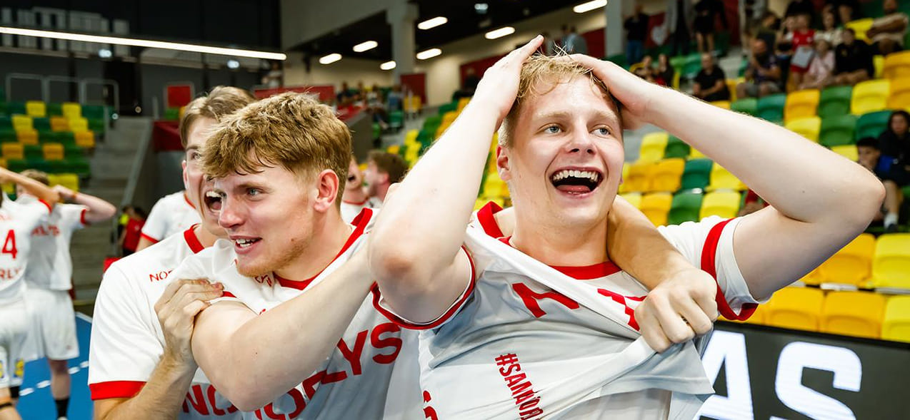 Датчане и португальцы вышли в финал молодёжного чемпионата мира. Впервые в истории турнира в обоих полуфиналах были сыграны овертаймы