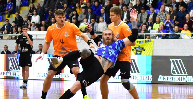 Суперлига Париматч. Большой матч в мужском чемпионате страны — сегодня сыграют лидеры первенства "Виктор" и "Нева"