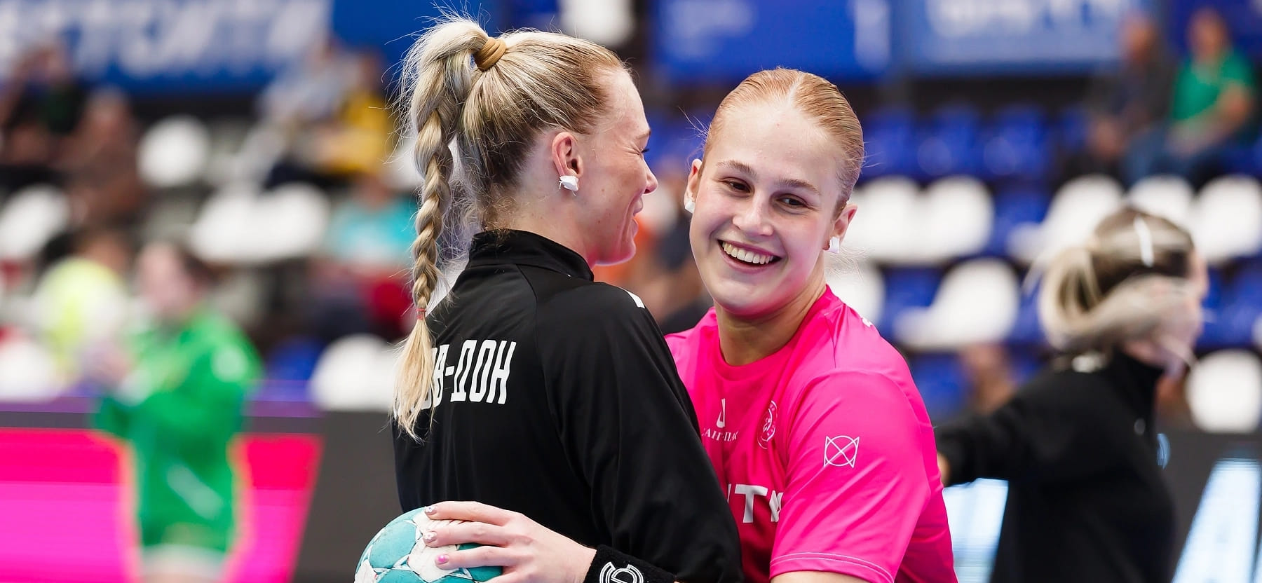 Мощный старт Стаценко и Сотниковой. Завышенные ожидания от Сёминой и Никитиной. Кто ярче начал сезон