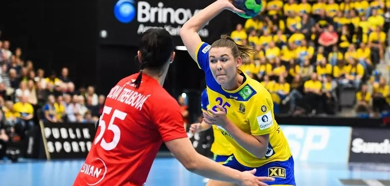 Сегодня будут сыграны четыре матча плей-офф квалификации женского чемпионата мира