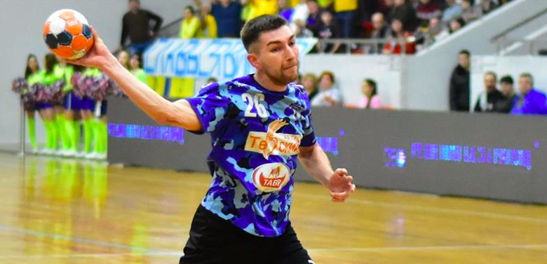 Суперлига Париматч. Разыгрывающий "Виктора" Антон Отрезов признан самым ценным игроком прошедшего сезона по итогам опроса ФГР