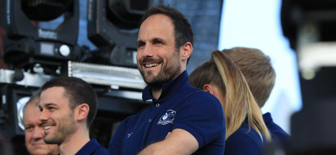 Франция. Главный тренер "Меца" Эмманюэль Майоннад продлил контракт ещё на сезон, до лета 2024-го. Он возглавляет команду с 2015 года