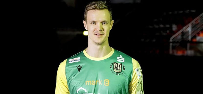 Чемпион Европы-2016, капитан "Миндена" Никлас Печковски со следующего сезона будет играть за "Айнтрахт" из Хагена (Д2)