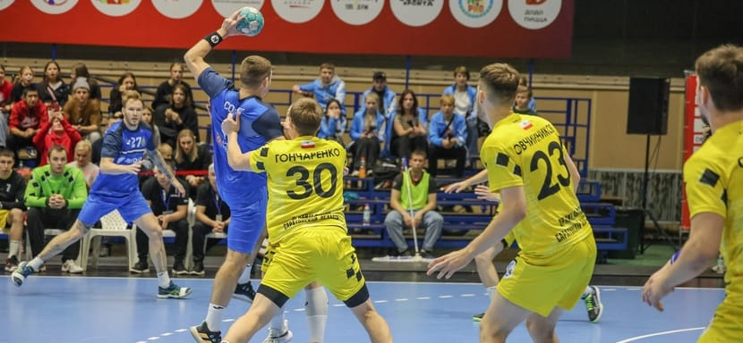 Olimpbet Суперлига. В воскресенье в утешительном турнире у мужчин пройдёт одна игра: омский "Скиф" принимает СГАУ-"Саратов"