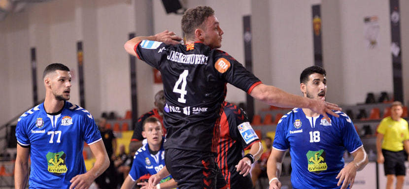 Балканы. Правый полусредний Томислав Ягуриновски вернулся в "Вардар". Также в Скопье переехал линейный Михаил Аларов