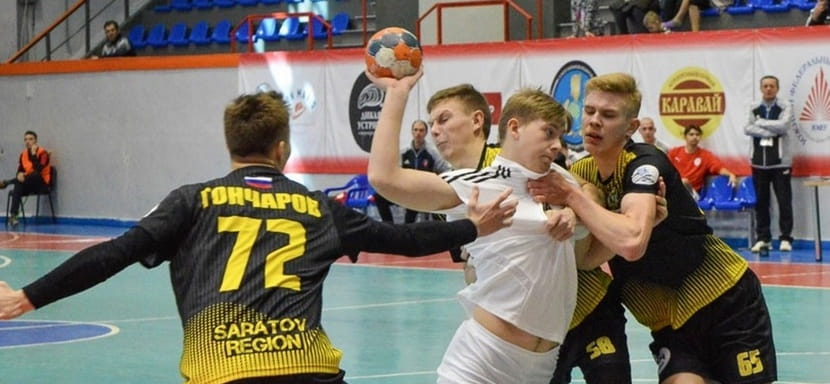 Молодежное первенство России. Юноши. "Биотех"-ЦРГ одолел дубль "Невы", СГАУ-"Саратов-2" отыгрался с "-8" после первого тайма матча с МССУОР-2-ЦСКА