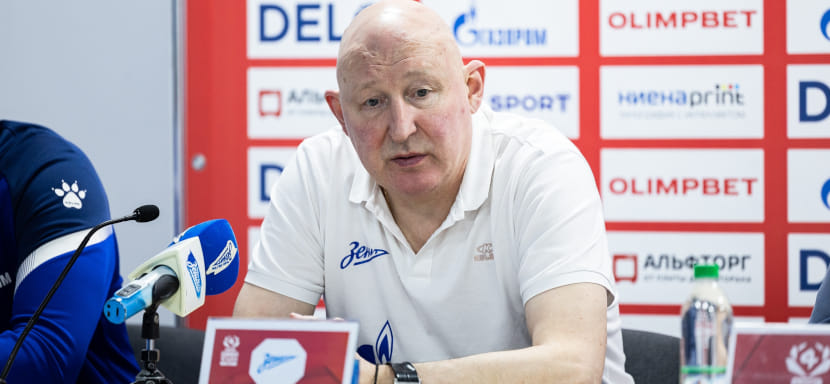 Дмитрий Торгованов: "Не сыграли в защите так, как было нужно. В первом тайме подарили несколько контратак ЦСКА. Сами проиграли"