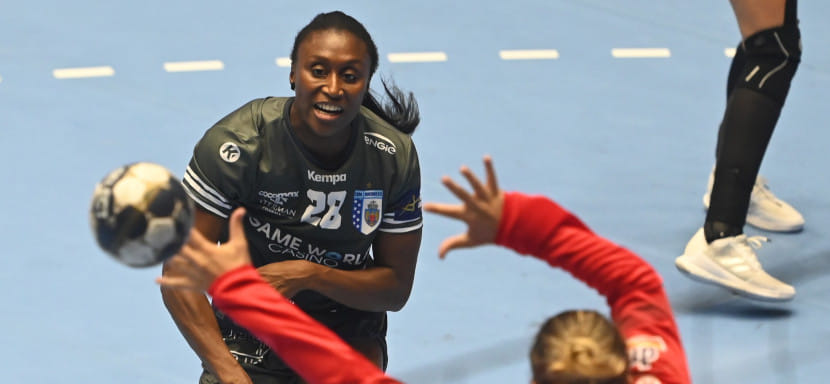 Румыния. Десять мячей француженки Сирабы Дембеле-Павлович помогли "Бухаресту" обыграть в гостях "Вылчу" в матче 5 тура женского чемпионата