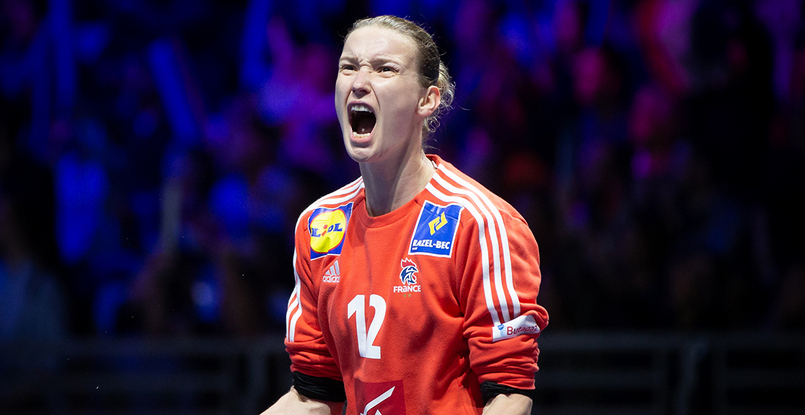 ЧЕ-2018. Спасения вратаря француженок Амандин Лейно в матче с датчанками (ВИДЕО)