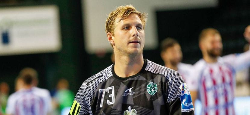 Вратарь "Донских Казаков"-ЮФУ Игорь Чуприна и правый полусредний СКА Николай Алехин продолжат карьеры в "Моторе"