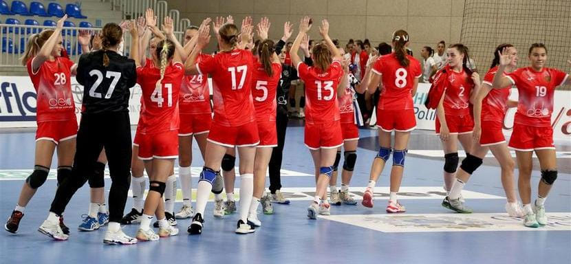 24 гандболистки прибудут в Протвино на тренировочную сессию девичьей сборной России (U-18) под руководством Алексея Гумянова