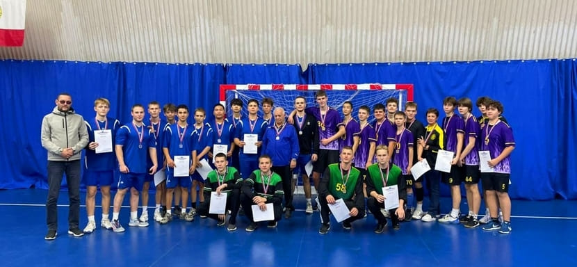 Команда СШОР "Надежда Губернии" выиграла первенство Саратовской области среди ребят до 17 лет