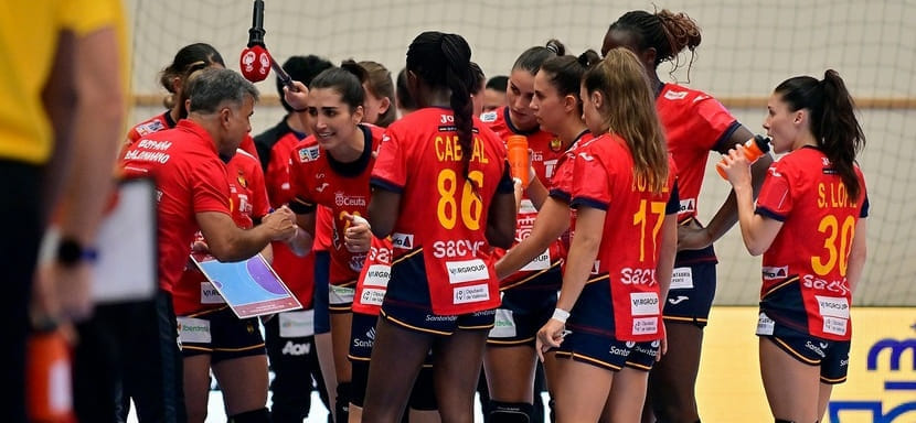 18 гандболисток сборной Испании будут завершать подготовку к старту чемпионата мира-2025