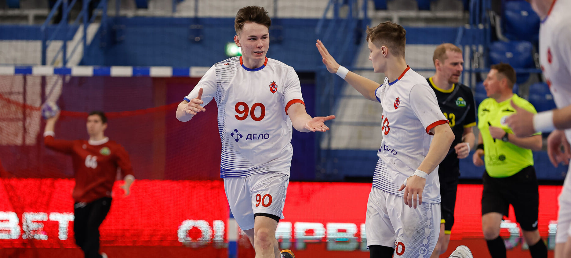 Саратов остался без двух разыгрывающих, ЦСКА дал отдых ветеранам. Как армейцы задавили воспоминания о сенсации