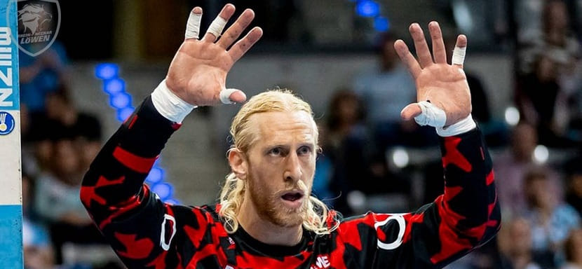 Бундеслига. Шведский вратарь "Райн Лёвен" Микаэль Аппельгрен выбыл из строя на две недели из-за травмы руки