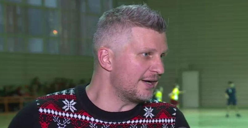 Румыния. Глава профсоюза гандболистов Виорел Мазилу: "При населении три миллиона в Бухаресте 75 детей, занимающихся гандболом!"
