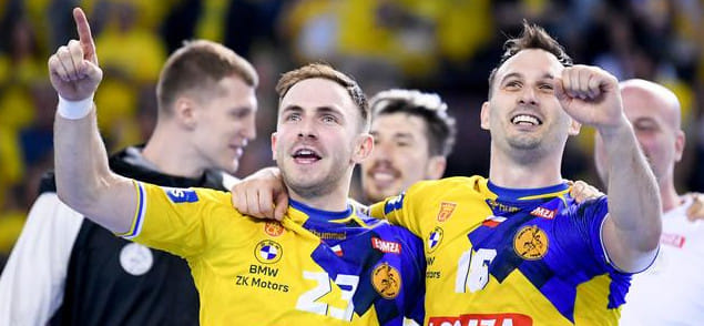 Польша. "Кельце" Артёма Королька и Владислава Кулеша вырвал победу в "священной войне", а вместе с ней и чемпионский титул