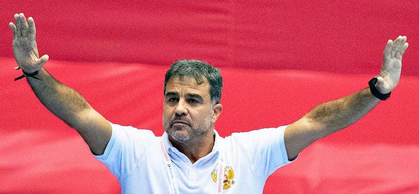 Венгрия. "Дьер" официально объявил, что летом команду возглавит экс-тренер "Ростов-Дона" и сборной России Амброс Мартин