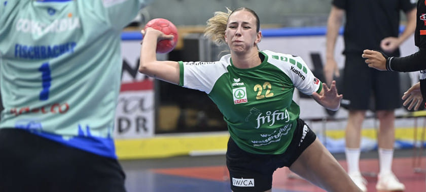 Женский "Брюль" разгромил "Амицитию" в матче за Суперкубок Швейцарии и завоевал трофей в пятый раз