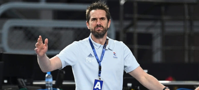 ЧЕ-2024. Главный тренер сборной Франции Гийом Жиль объявил состав из 23 гандболистов для участия в турнире. Никола Карабатич и Дика Мем в заявке